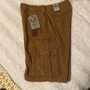 NWT IRON COMPANY DARK KHAKIS SIZE 18 BOYS CARGO SHORTS